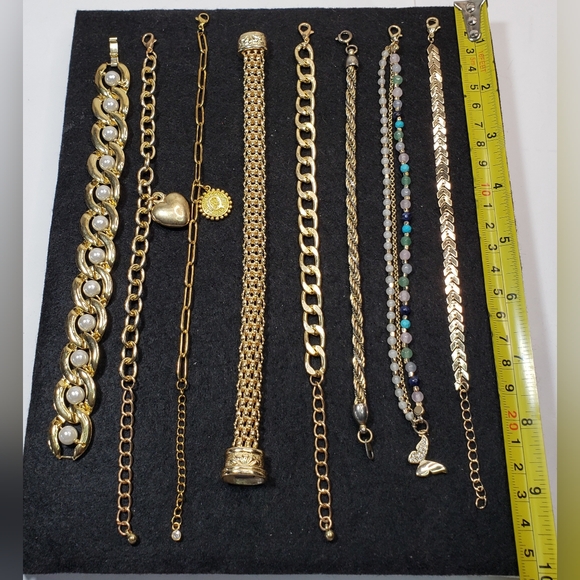 42 Piece Vintage to Modern Gold Tone Jewelry Lot - some branded - Picture 3 of 16